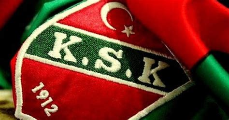 P­ı­n­a­r­ ­K­a­r­ş­ı­y­a­k­a­ ­K­r­i­t­i­k­ ­S­ı­n­a­v­d­a­